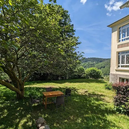 Gentiane - 2 Lits Doubles & Sauna, Ideale Famille Bed & Breakfast