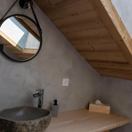 Bed & Breakfast Gentiane - 2 Lits Doubles & Sauna, Ideale Famille 3*